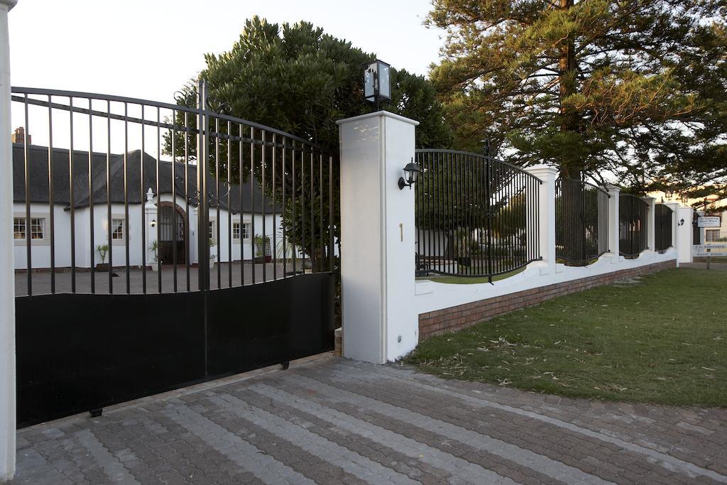 The Sanctuary Guest House Estate Fokváros Kültér fotó